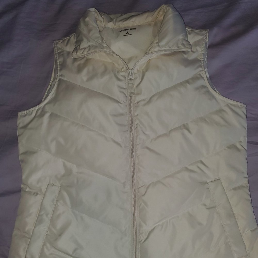 EUC Lands' End White Puffer Vest